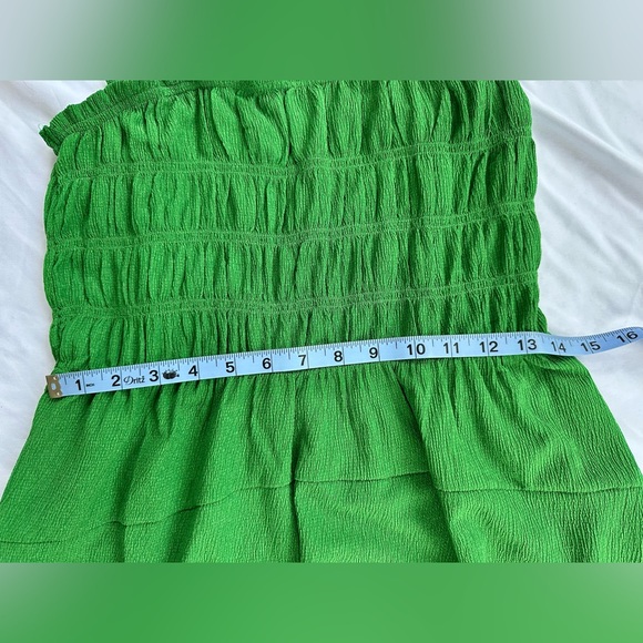 NWOT Smocked Old Navy Women’s Dress Sz M in Vibrant Green Tarp, Ruffled Sleeves - Picture 7 of 10